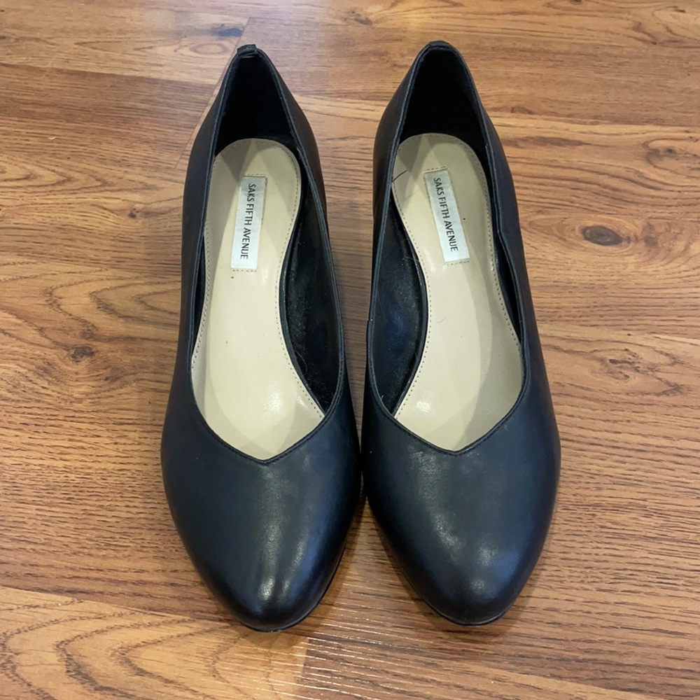 Saks Fifth Avenue chunky black heels